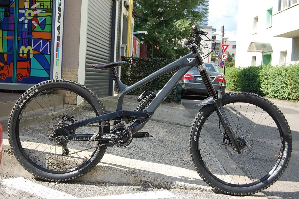 YT Industries Tues Base 2021