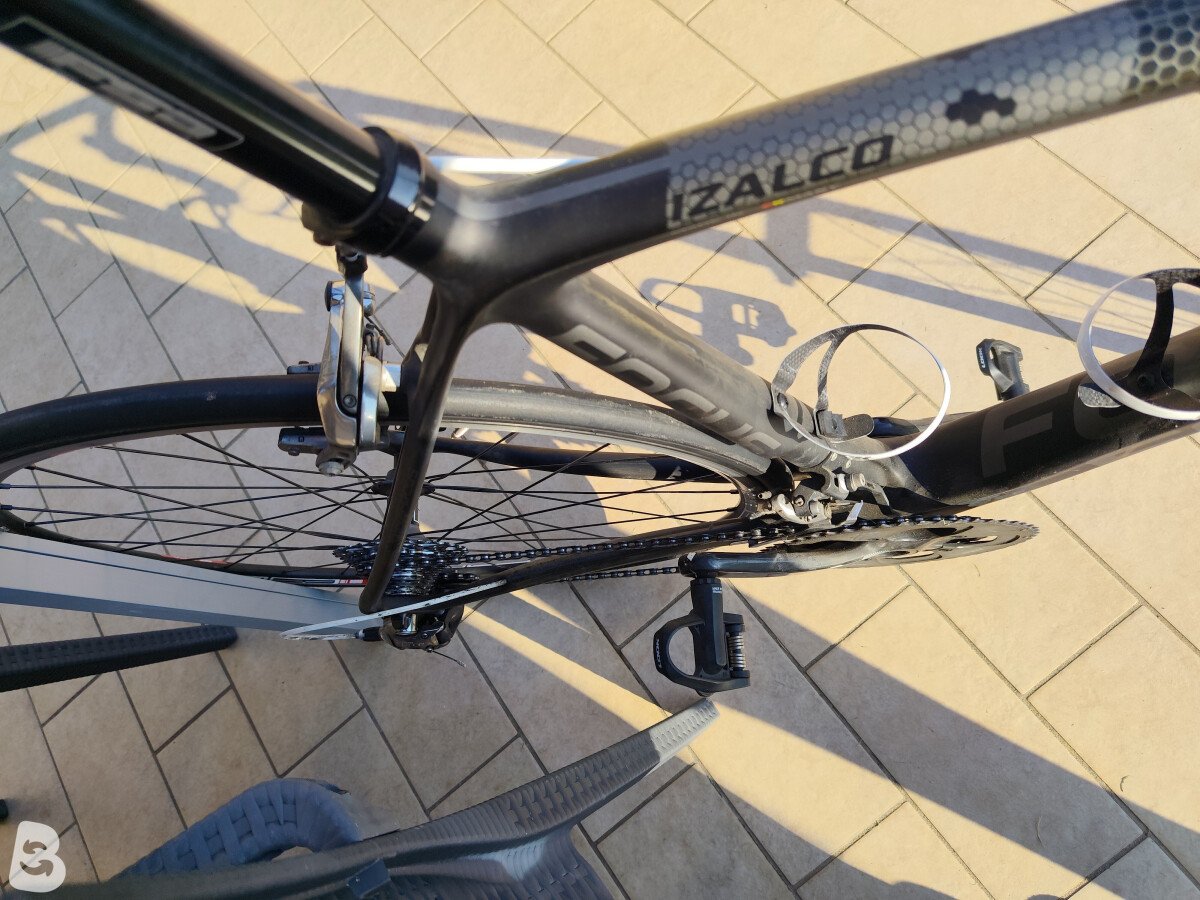 Focus Izalco 2012