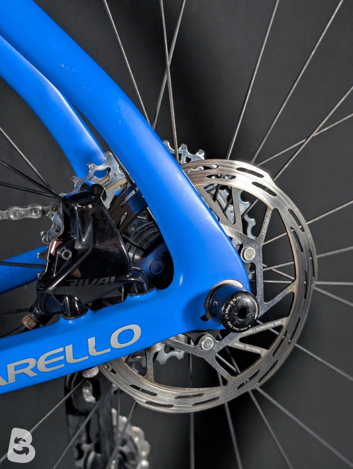 Pinarello Paris Rival AXS 2022