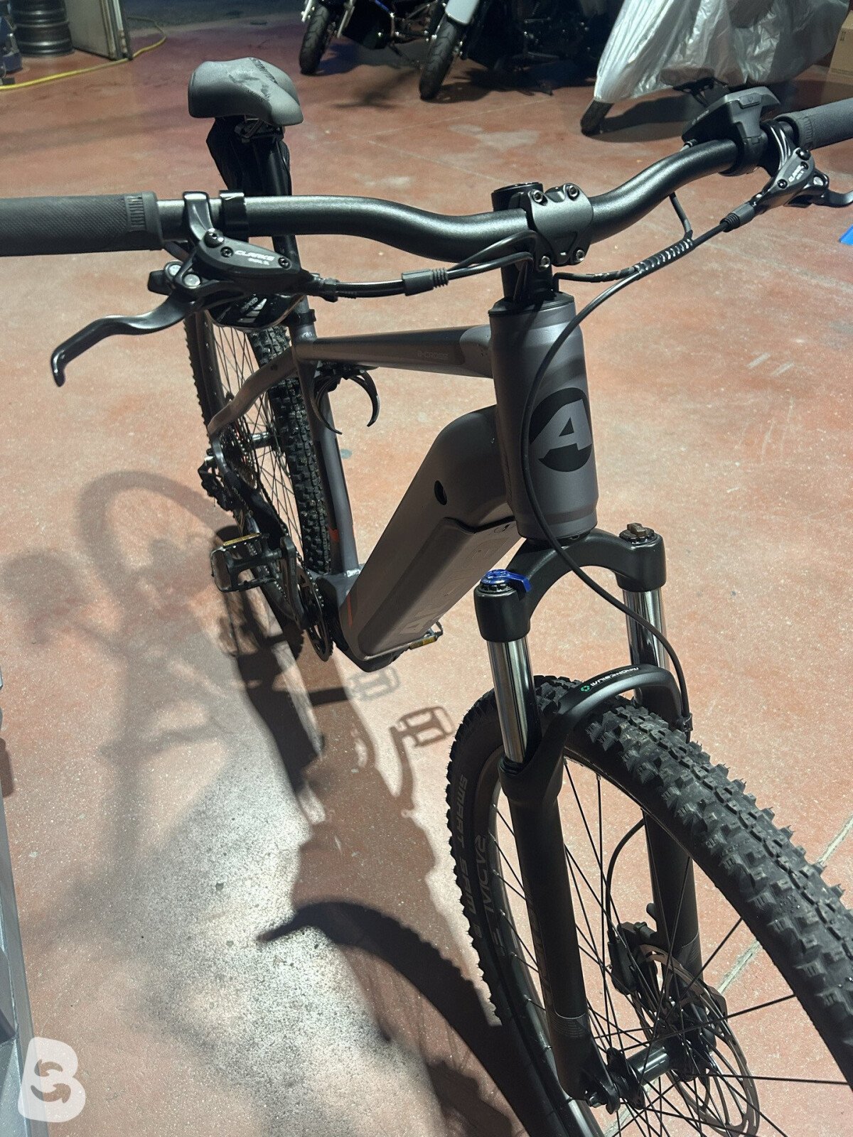 Atala B-Cross A7.1X LT 2024
