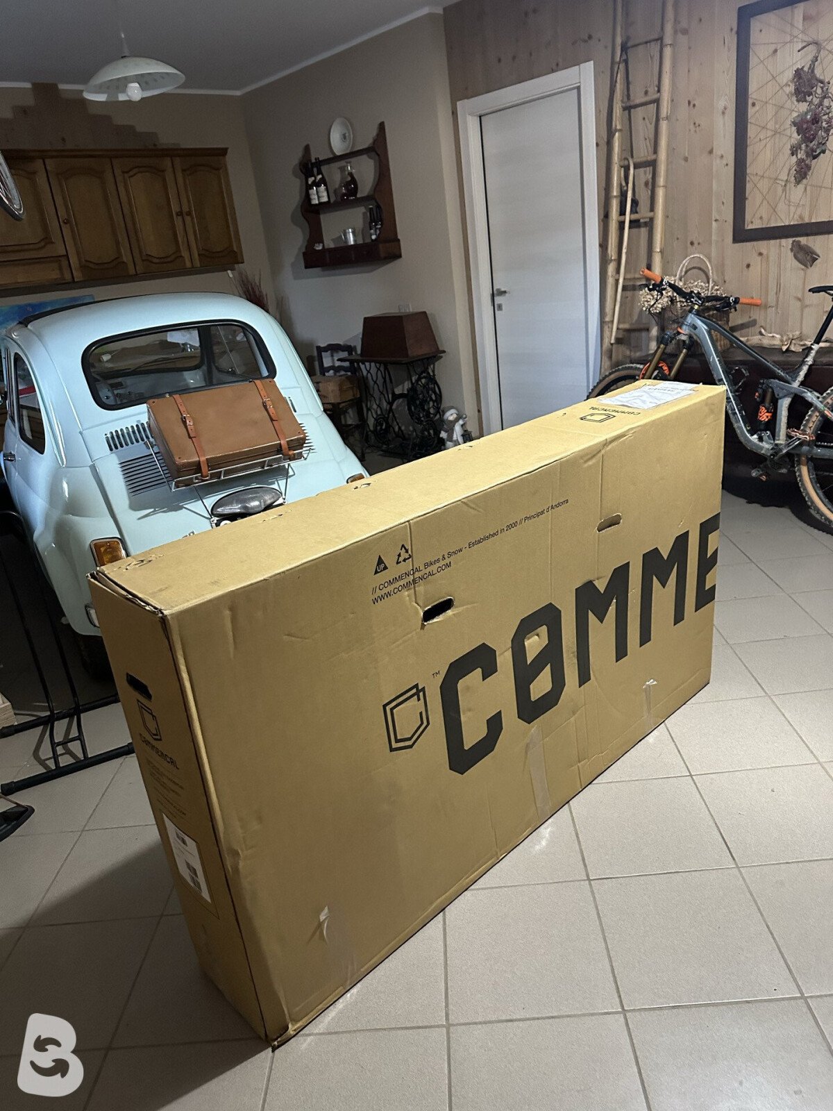 Commencal Furious Essential 2025