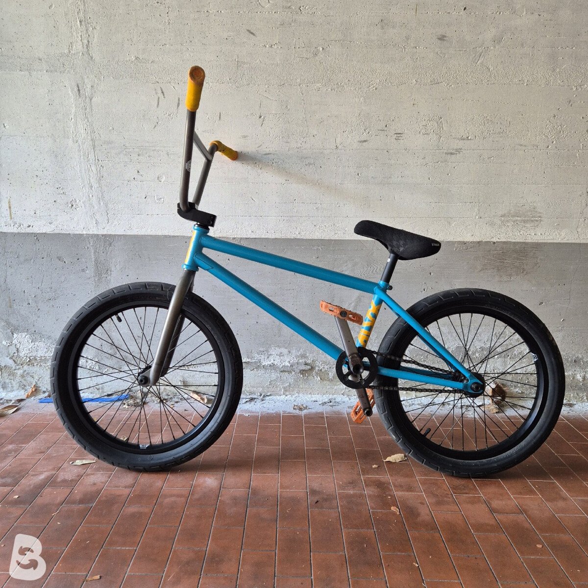 BMX BSD Custom