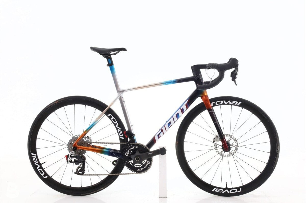 Giant TCR Advanced SL AXS 12V 2025