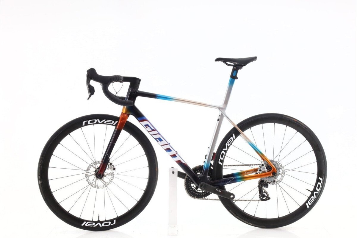Giant TCR Advanced SL AXS 12V 2025