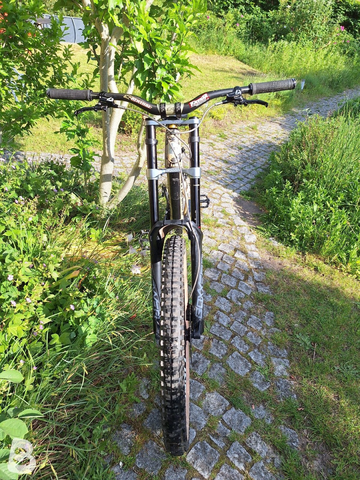 Santa Cruz Nomad V4 2020
