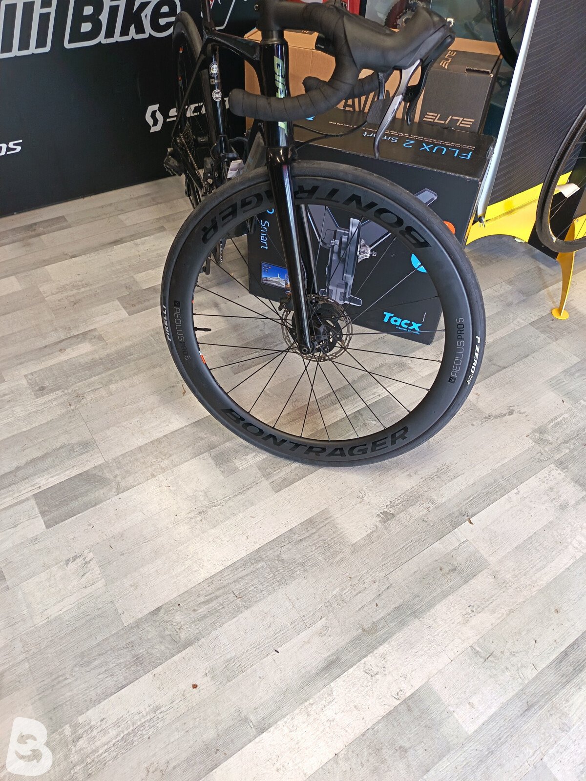 Giant TCR pro 0 Force 2020