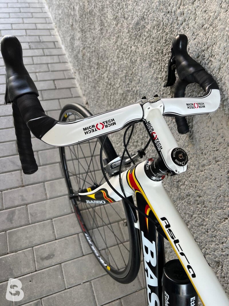Basso Astra 2011
