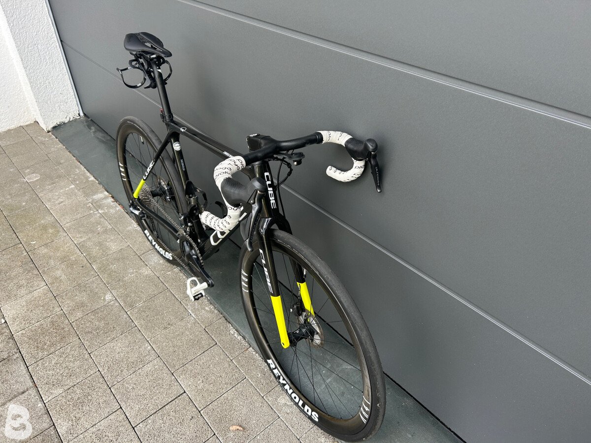 Cube CROSS RACE C:62 TEAM EDITION 2021