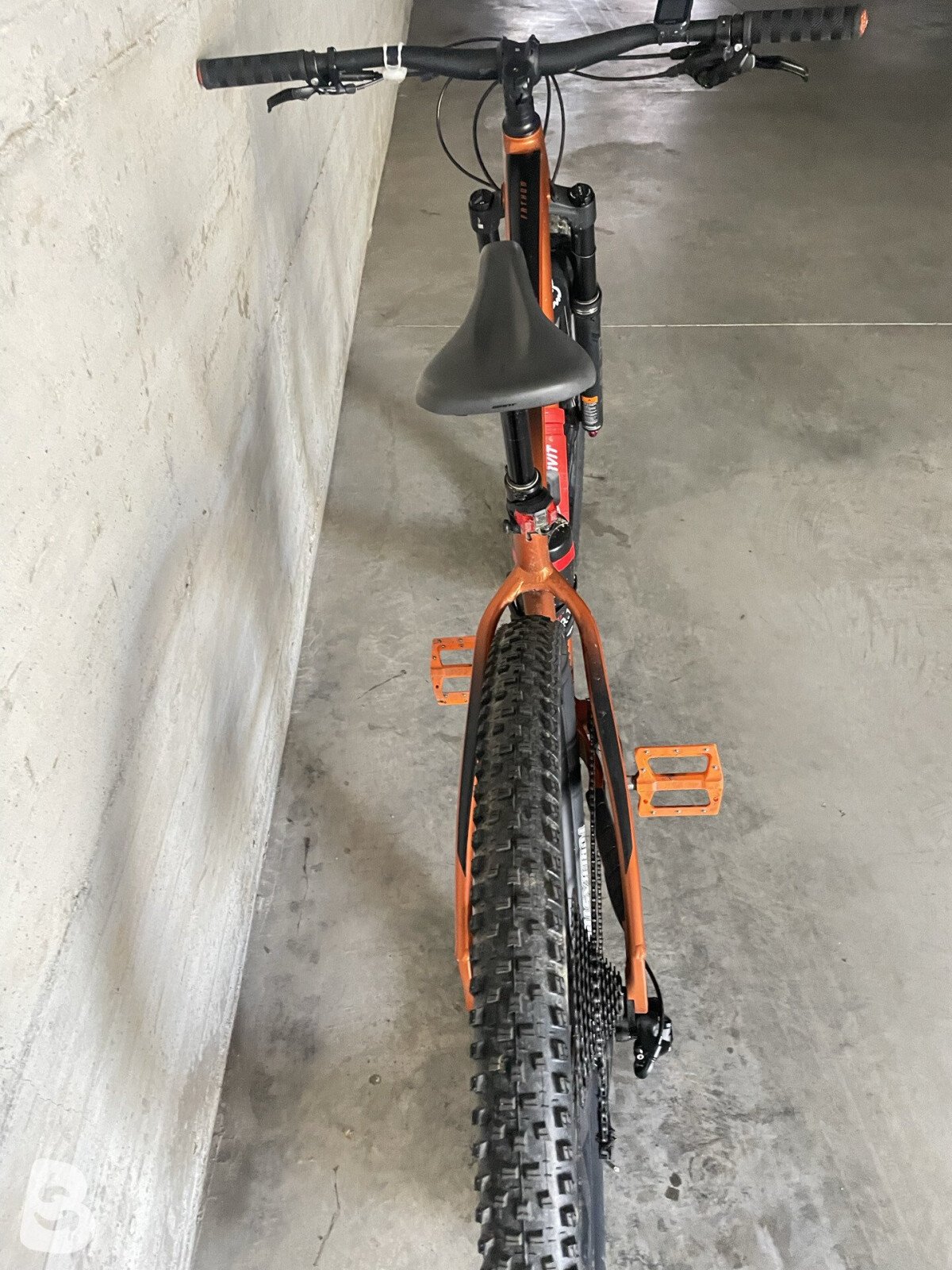 Giant Fathom 1 2022