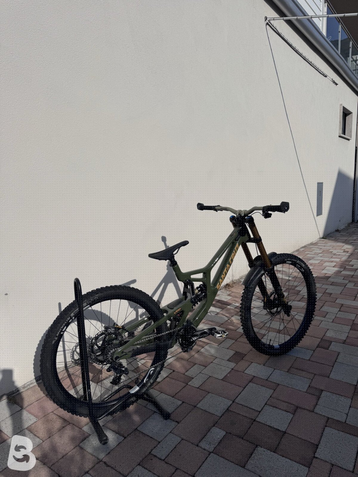 Santa Cruz V10 2026