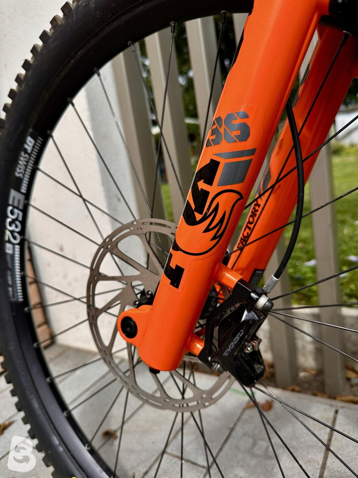 Santa Cruz Bronson V4 2023