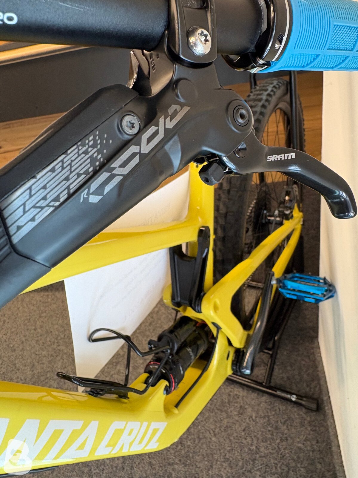 Santa Cruz MEGATOWER S / Carbon C / 29 2021