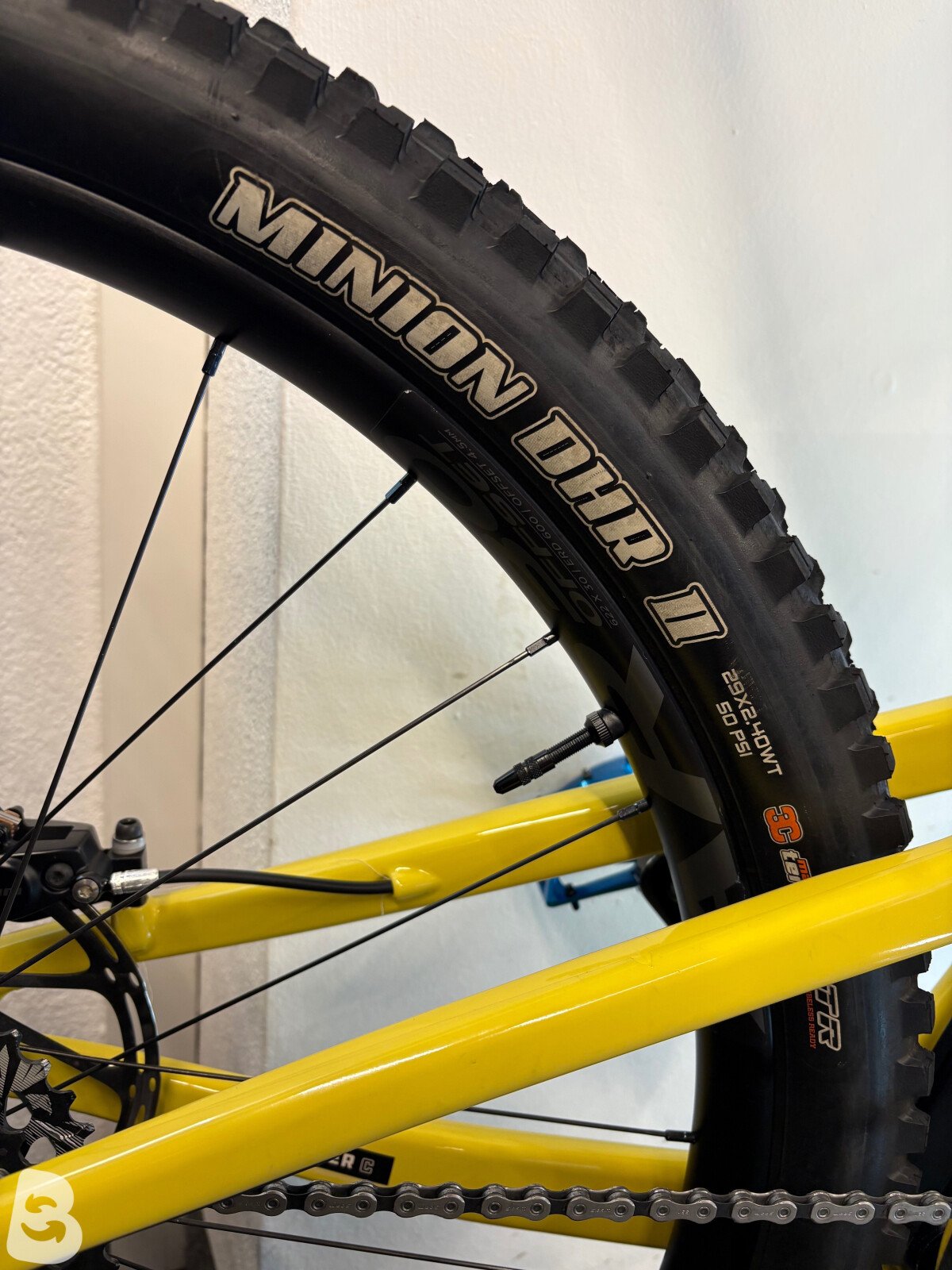 Santa Cruz MEGATOWER S / Carbon C / 29 2021