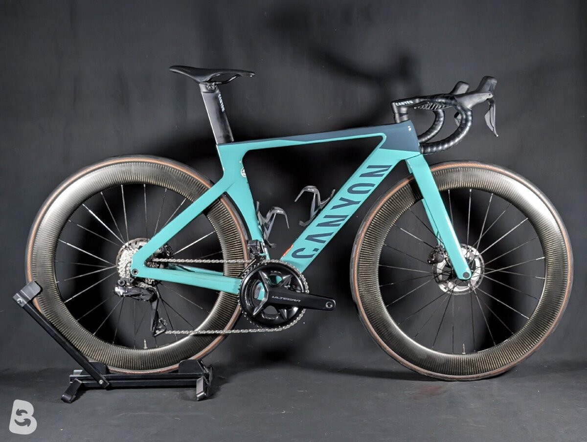 Canyon Aeroad CF SLX 8 Di2 2024