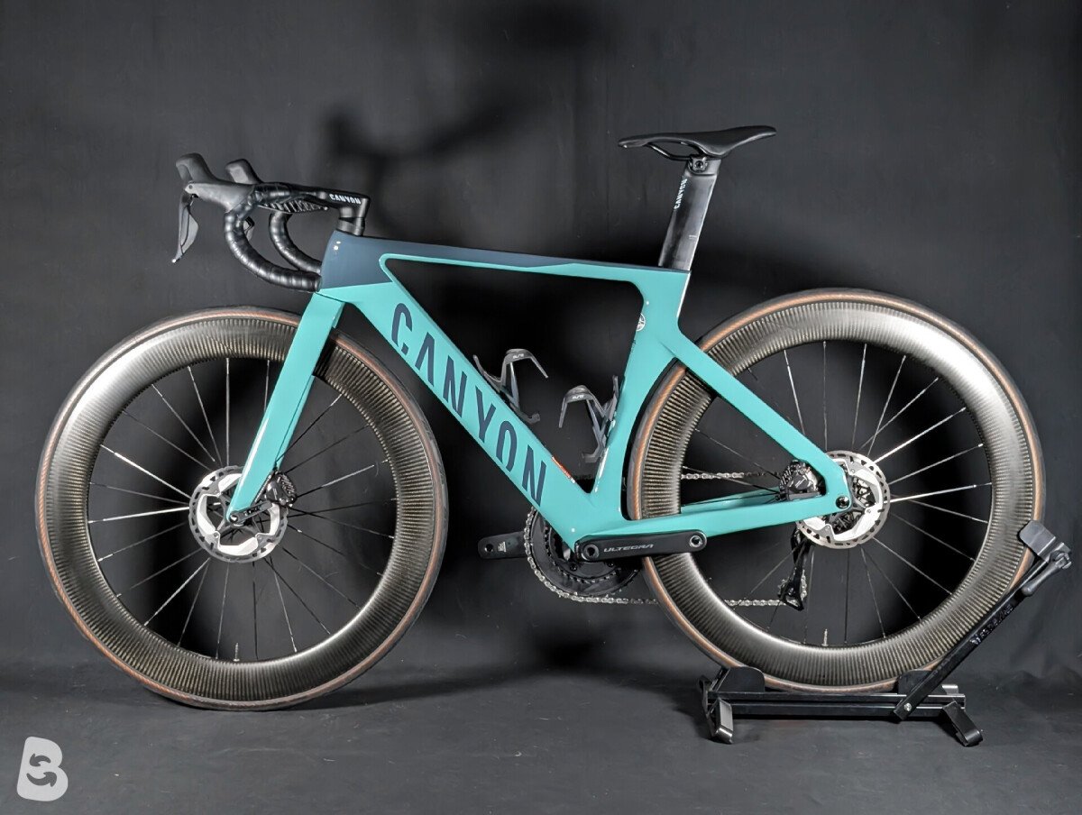 Canyon Aeroad CF SLX 8 Di2 2024