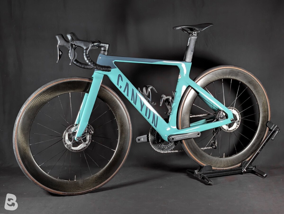 Canyon Aeroad CF SLX 8 Di2 2024