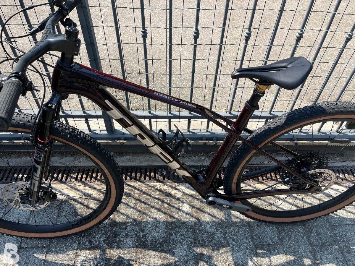Trek pro caliber 9.7 2025
