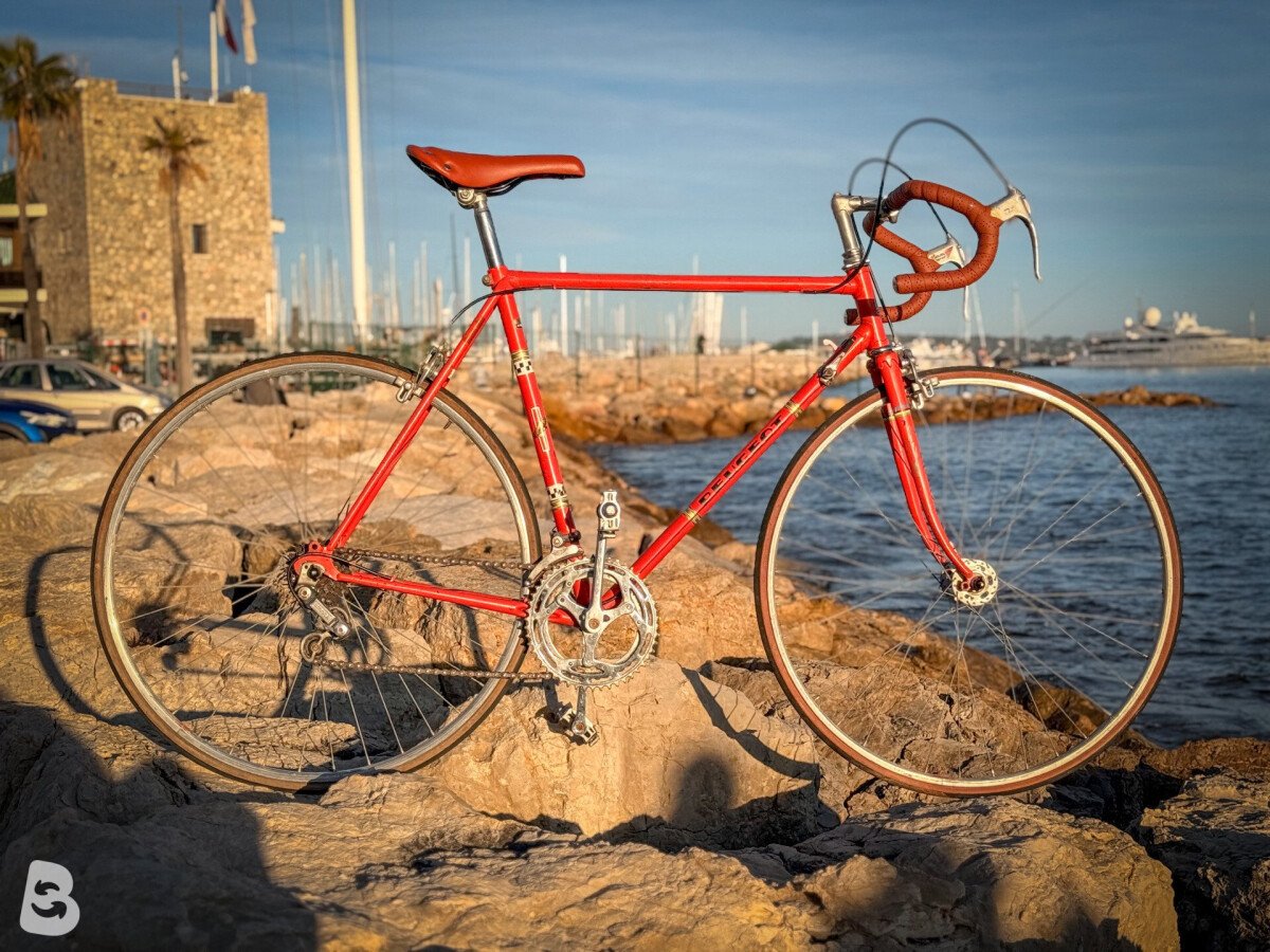 Peugeot PR10 — Vélo route vintage français — Cadre Allégé — Groupe Simplex — Taille L 1990
