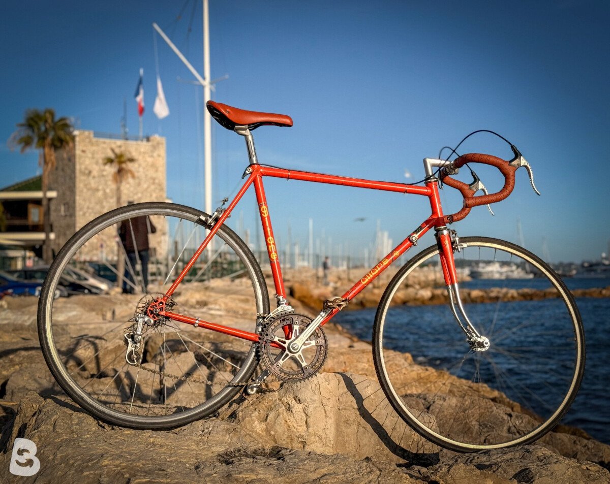 GITANE Vélo route vintage français — Cadre Reynolds 531 — Groupe Shimano 600 — Taille L 1990