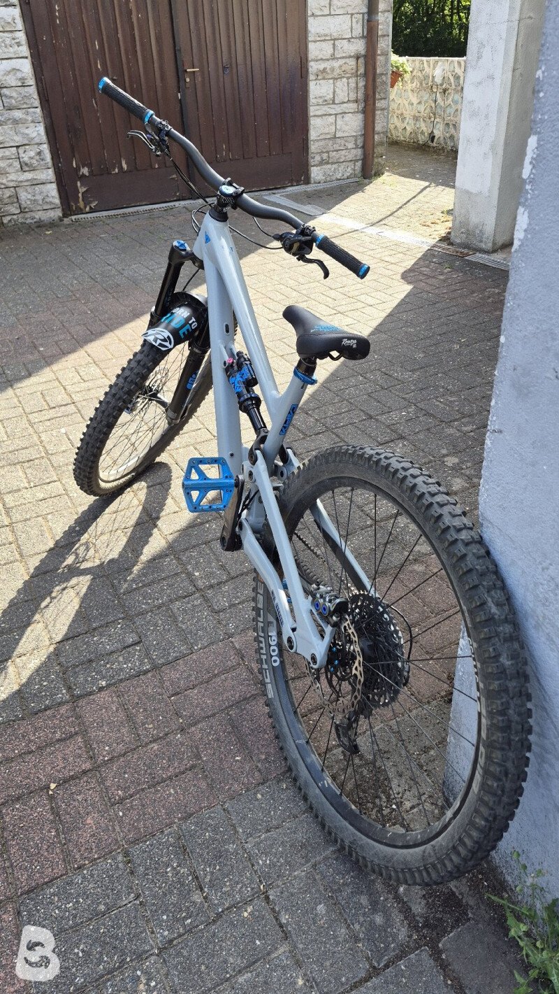YT Industries Capra Core 2 2024