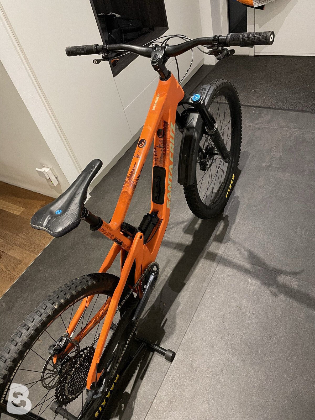 Santa Cruz BRONSON S / Carbon C 2025