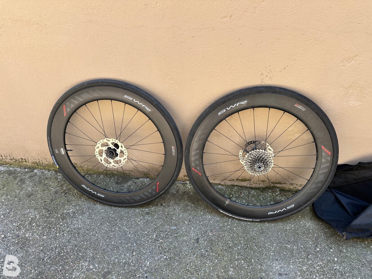 Pinarello F5 105 Di2 2023