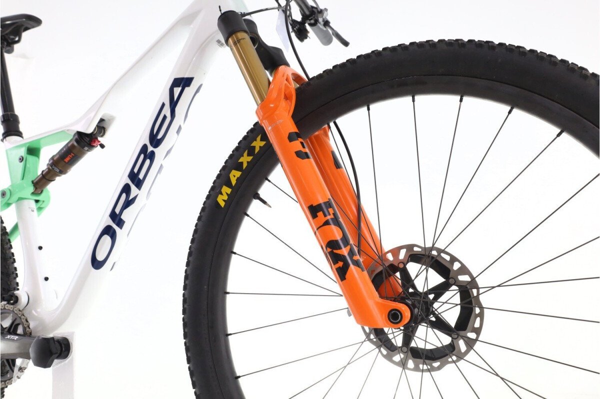Orbea Oiz XT 2024