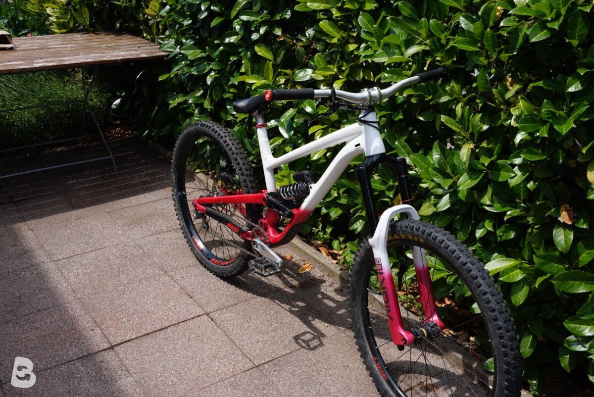 Commencal Clash Race 2021