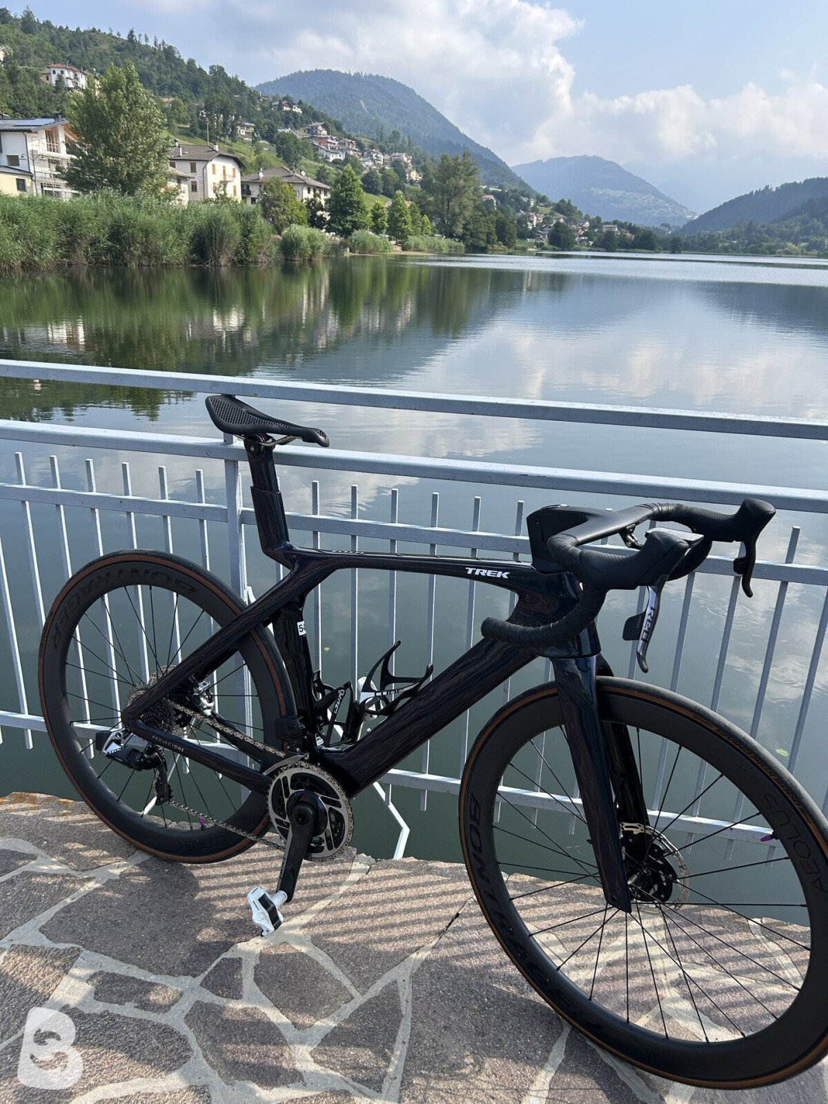 Trek Madone SLR 9 AXS Gen 7 2023