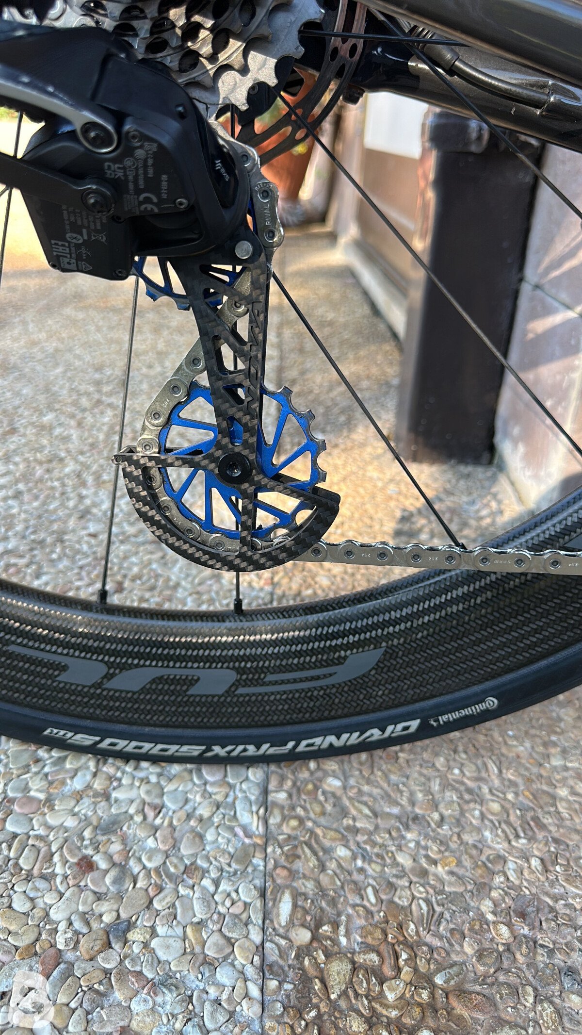 Focus IZALCO MAX DISC 9.8 2021
