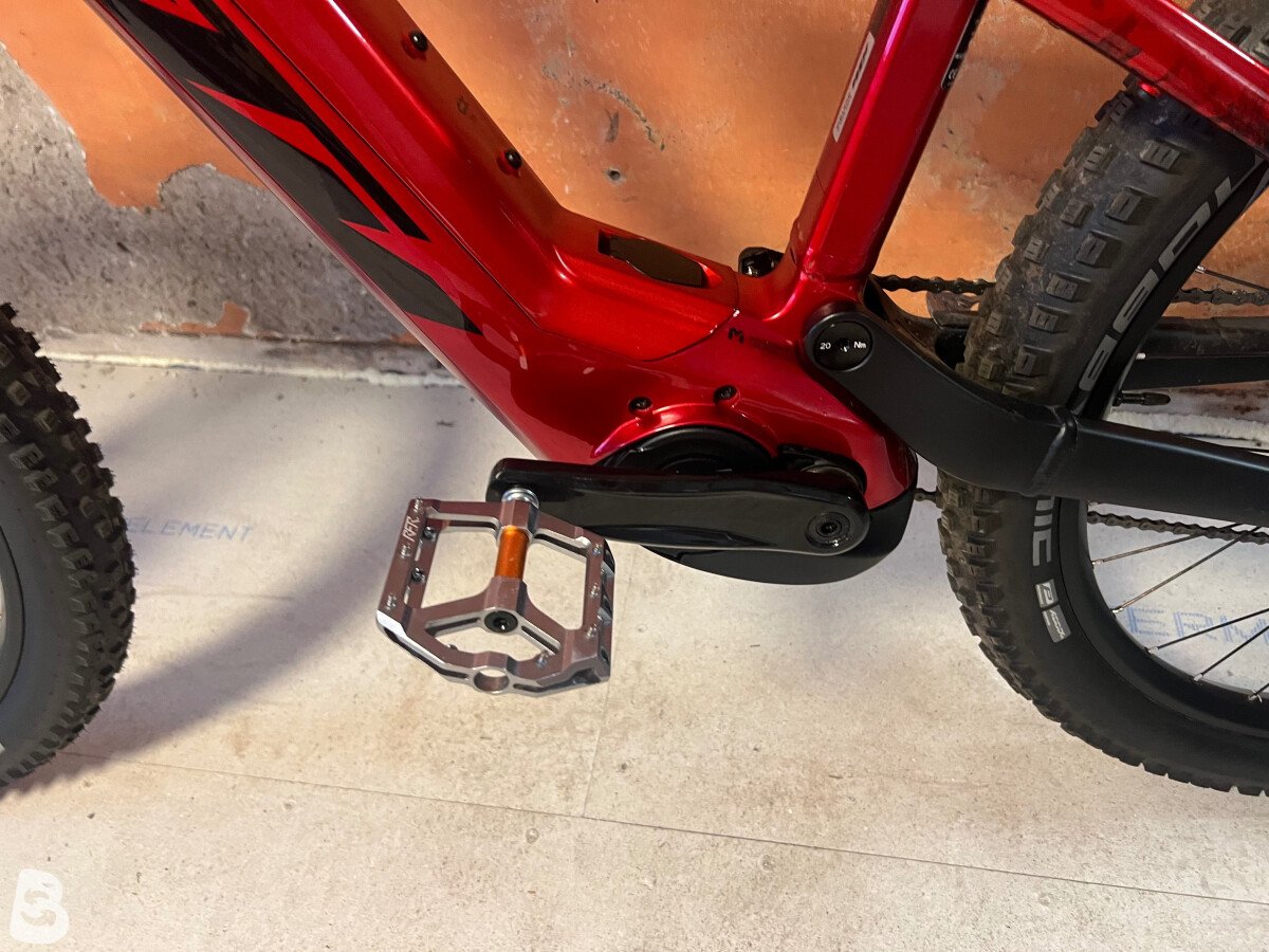 KTM MACINA KAPOHO 7973 2022