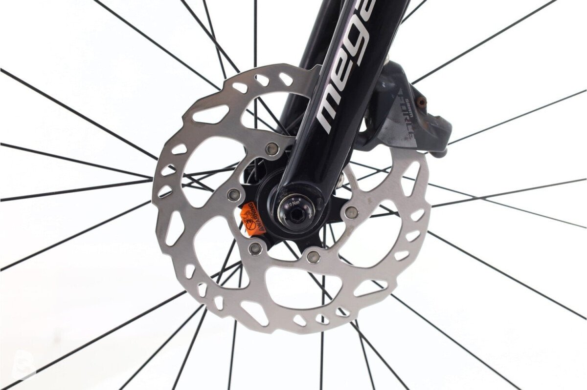 Megamo Raise AXS 12V 2021