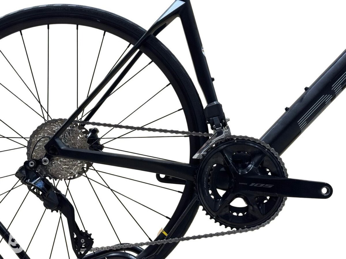 BMC Roadmachine FIVE Carbon Shimano 105 Di2 2023