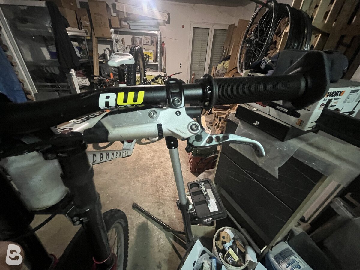 Commencal V5 2026