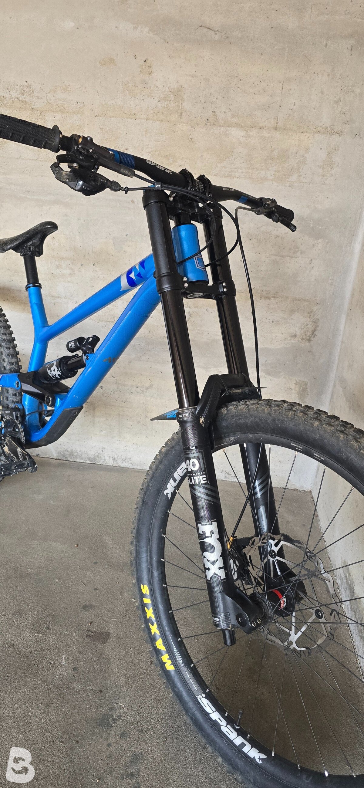 Commencal Furious Essential 2021