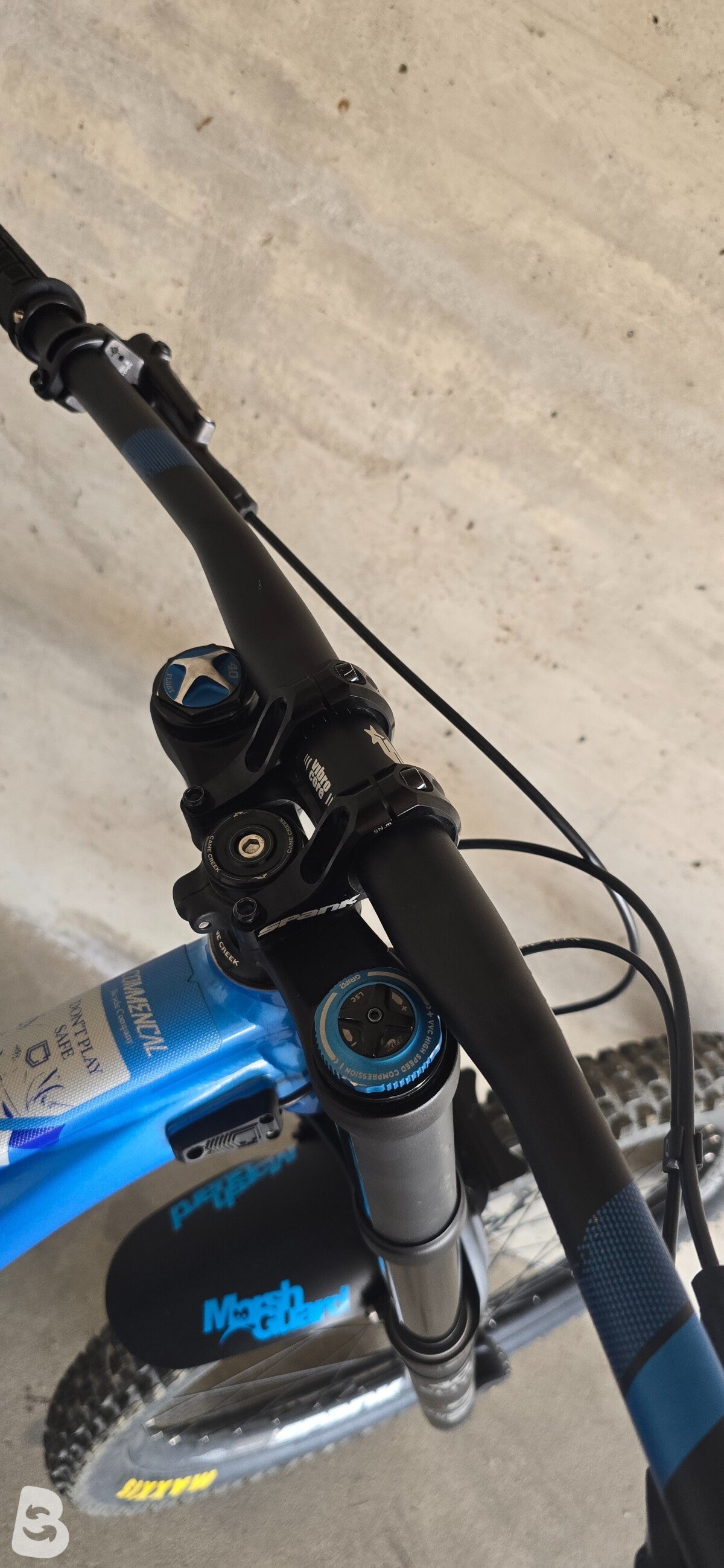 Commencal Furious Essential 2021