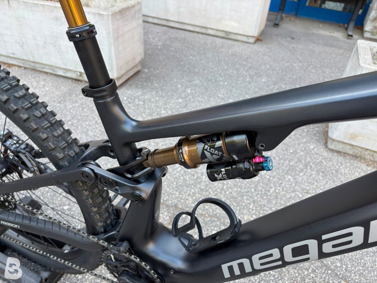 Megamo REASON AL 03 800wh 2027
