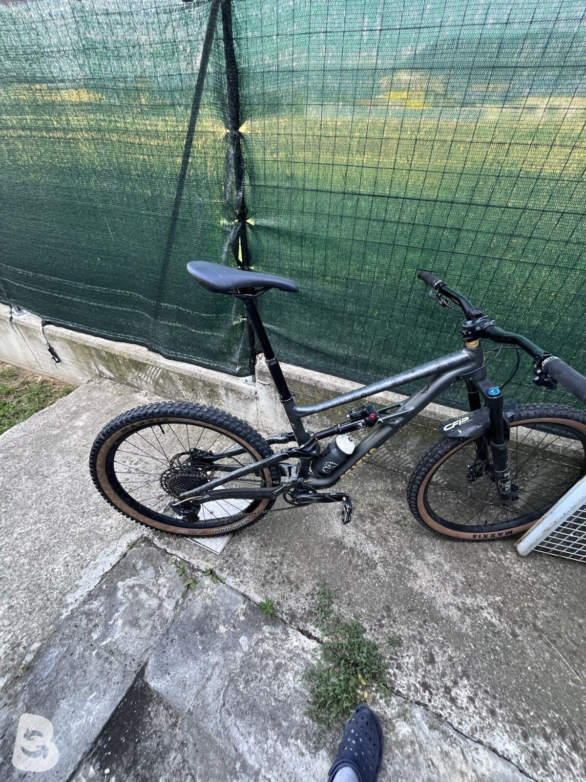 Specialized STATUS 2022