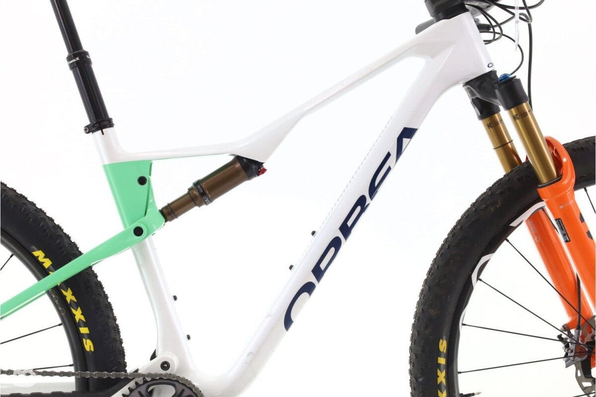 Orbea Oiz XT 2024