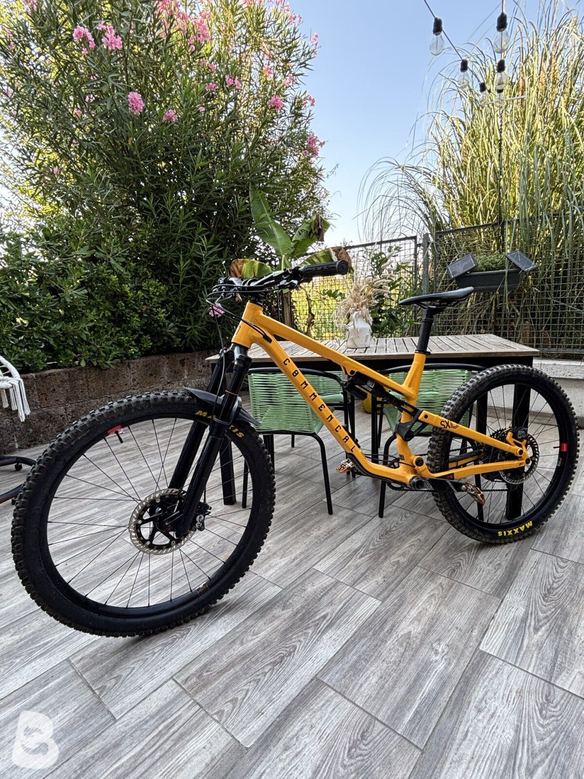 Commencal META SX V4 OHLINS EDITION 2022