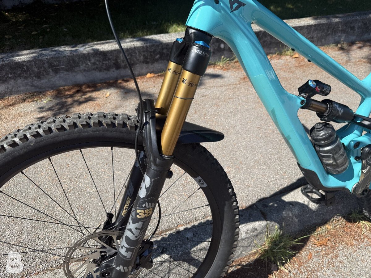 YT Industries Capra Core 4 2023