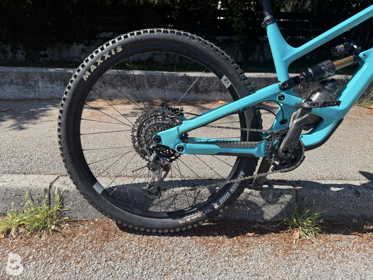 YT Industries Capra Core 4 2023