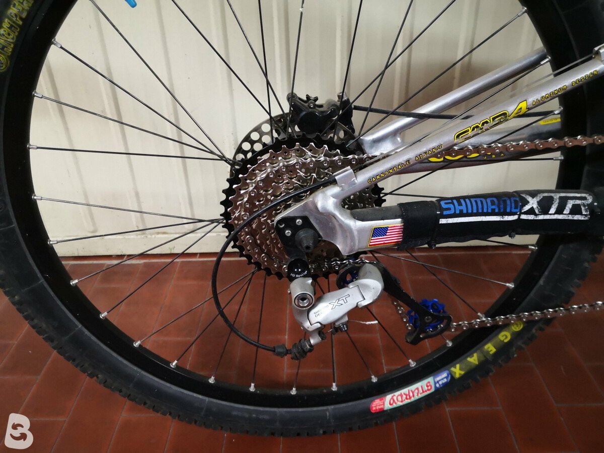 Cannondale SUPER V RAVEN 4000 SX