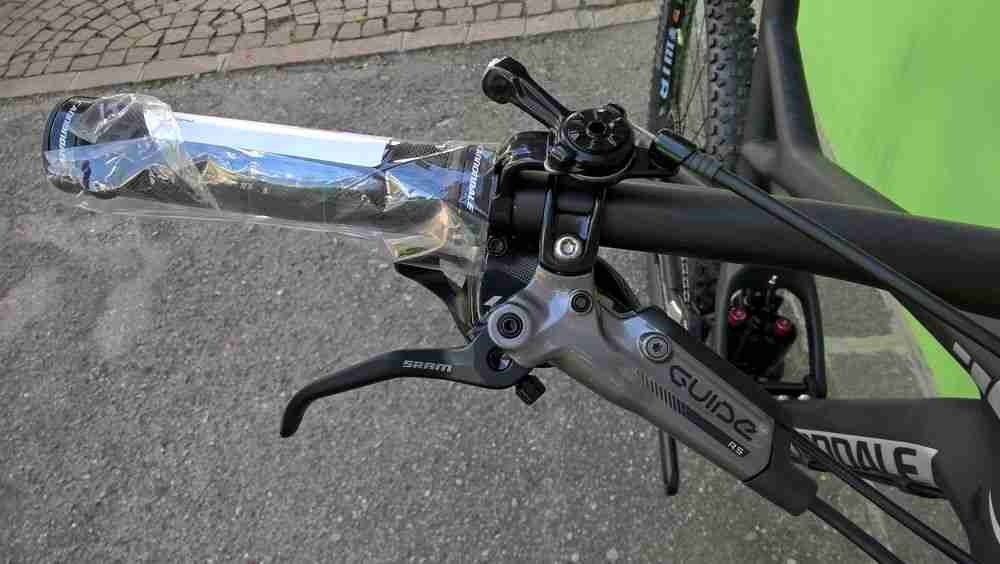 Cannondale Jekyll Hi-Mod Carbon 2 (Barbecue)