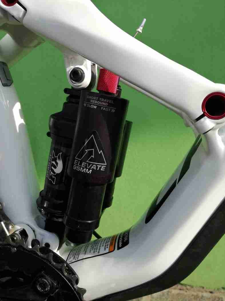 Cannondale Jekyll Hi-Mod Carbon 2 (White)