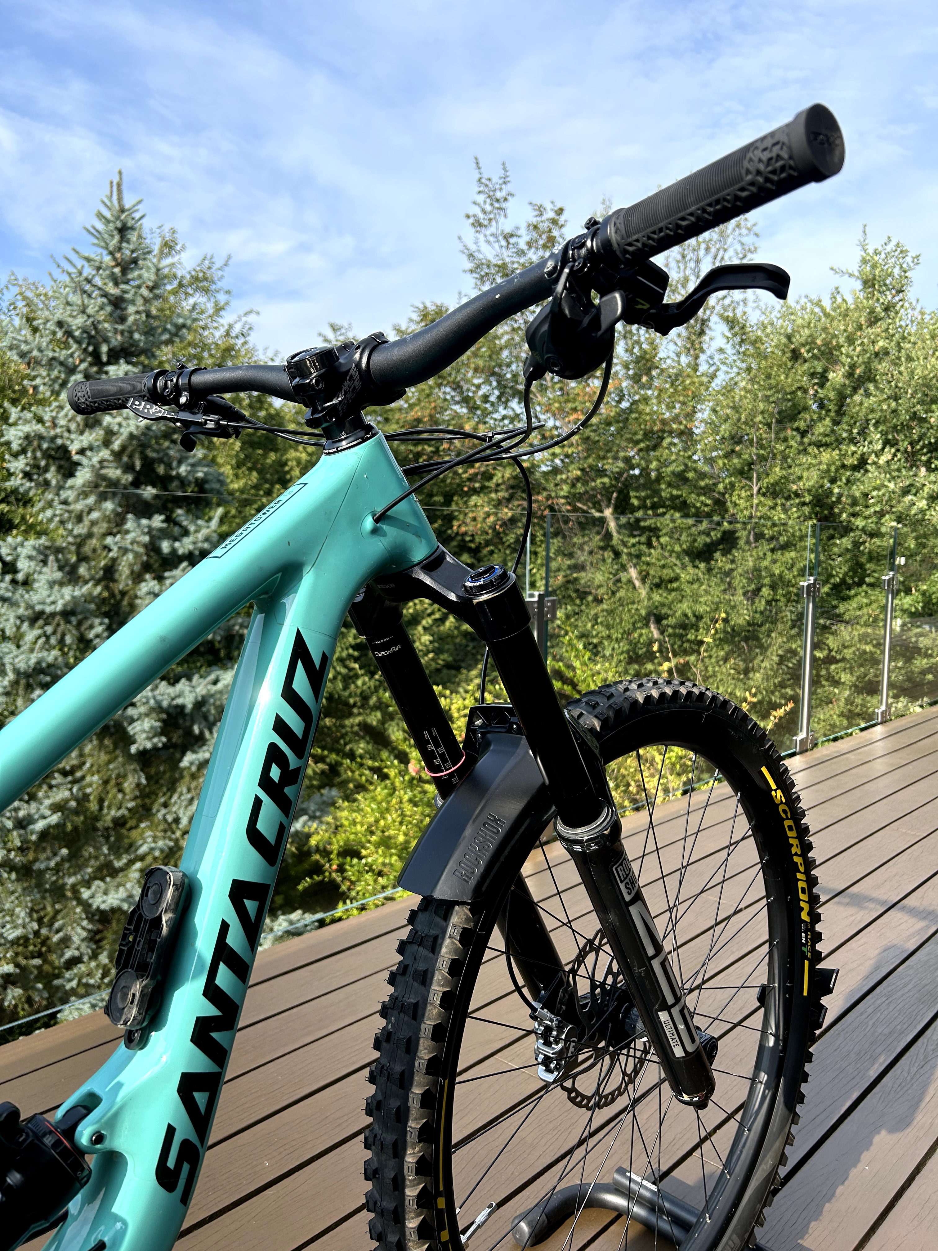 Santa Cruz Megatower R 2020