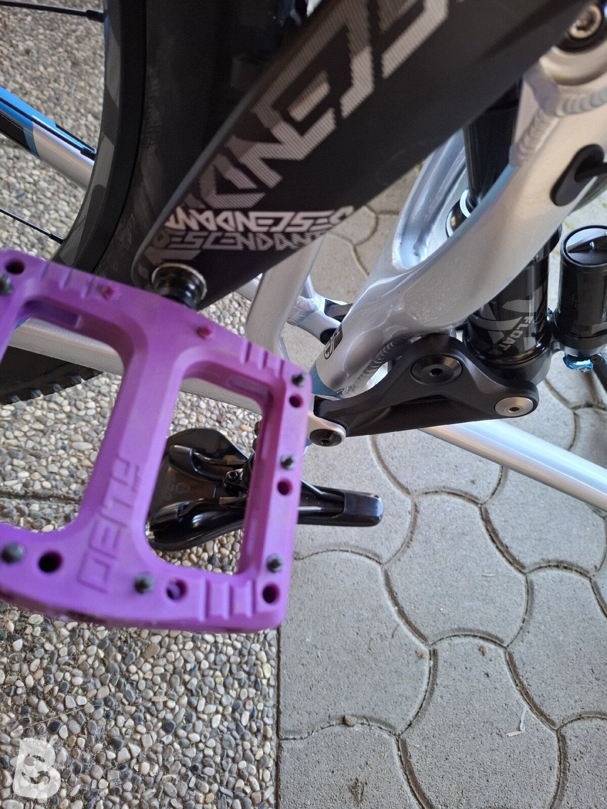 Mondraker Superfoxy 2024